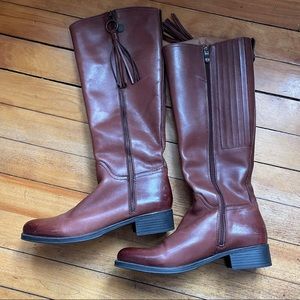 Busselo Long Brown Boots